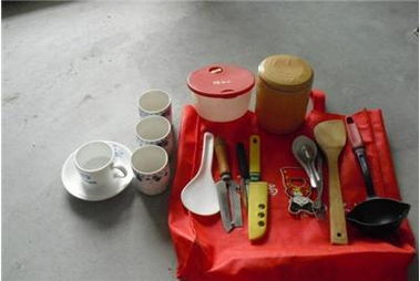 家庭日常用品及文具转让